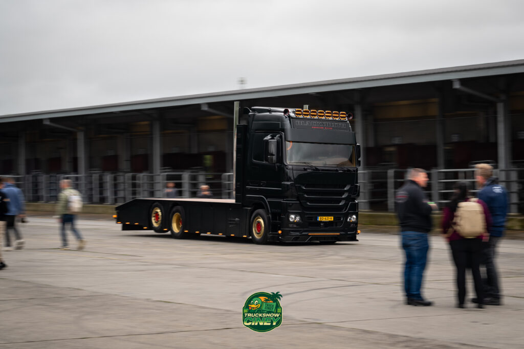 apv08270